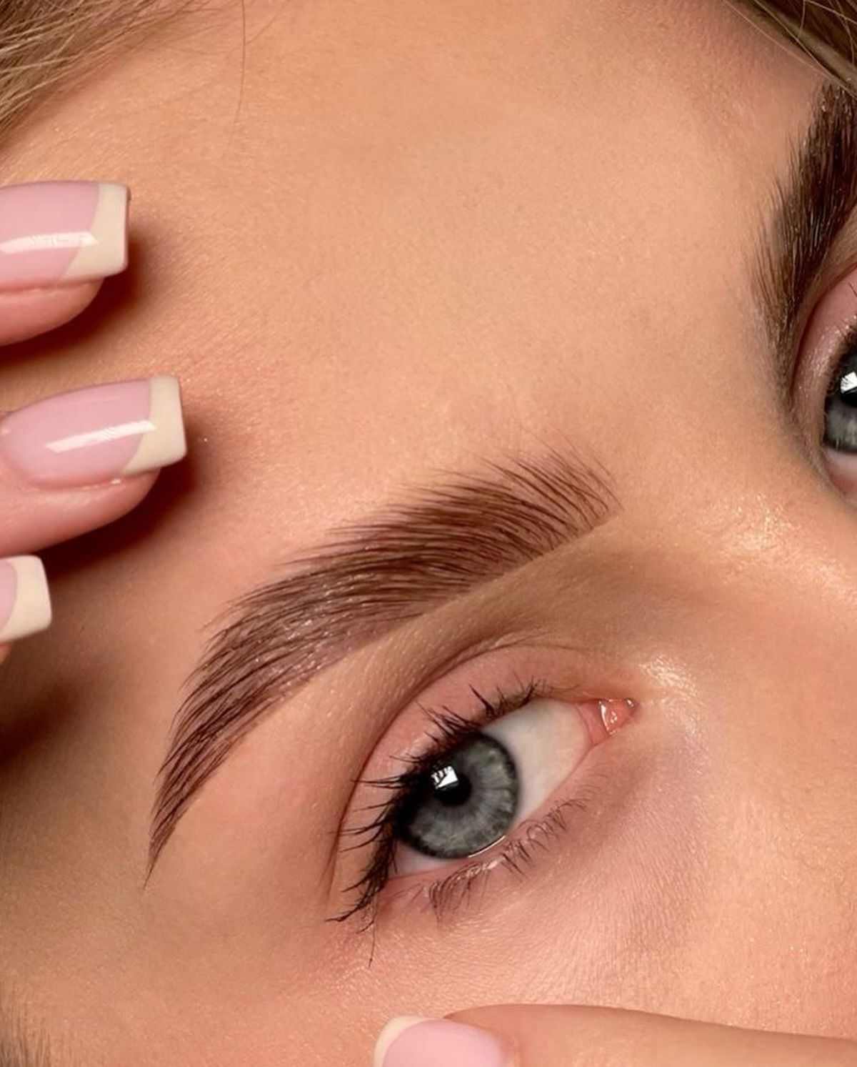 Laminado de cejas en Valencia